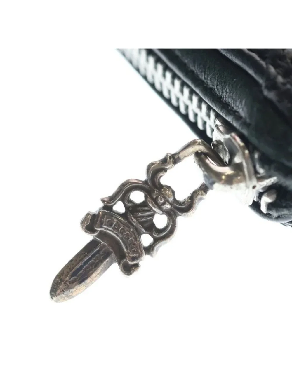 Chrome Hearts Rec Zip Quilted Wallet Cemetery Cross Leather Black